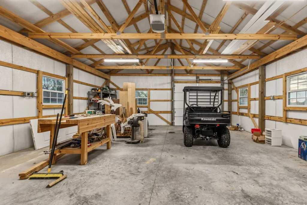 5881 Highway 31 W Portland TN 37148