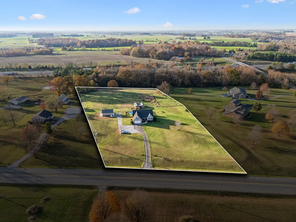 5881 Highway 31 W Portland TN 37148
