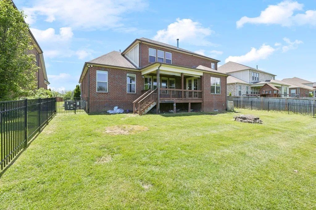 743 Burgess Drive Goodlettsville TN 37072