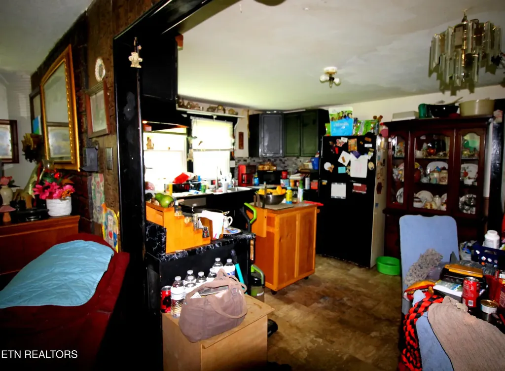 156 Lewis Landrum Road Lancing TN 37770