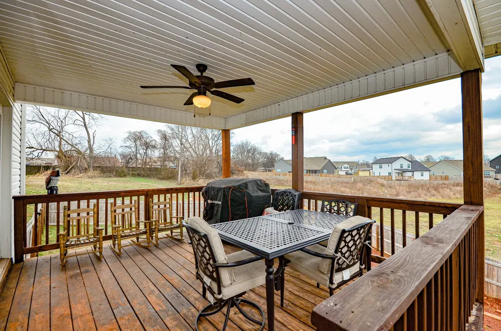 1269 Bailywick Drive Clarksville TN 37042