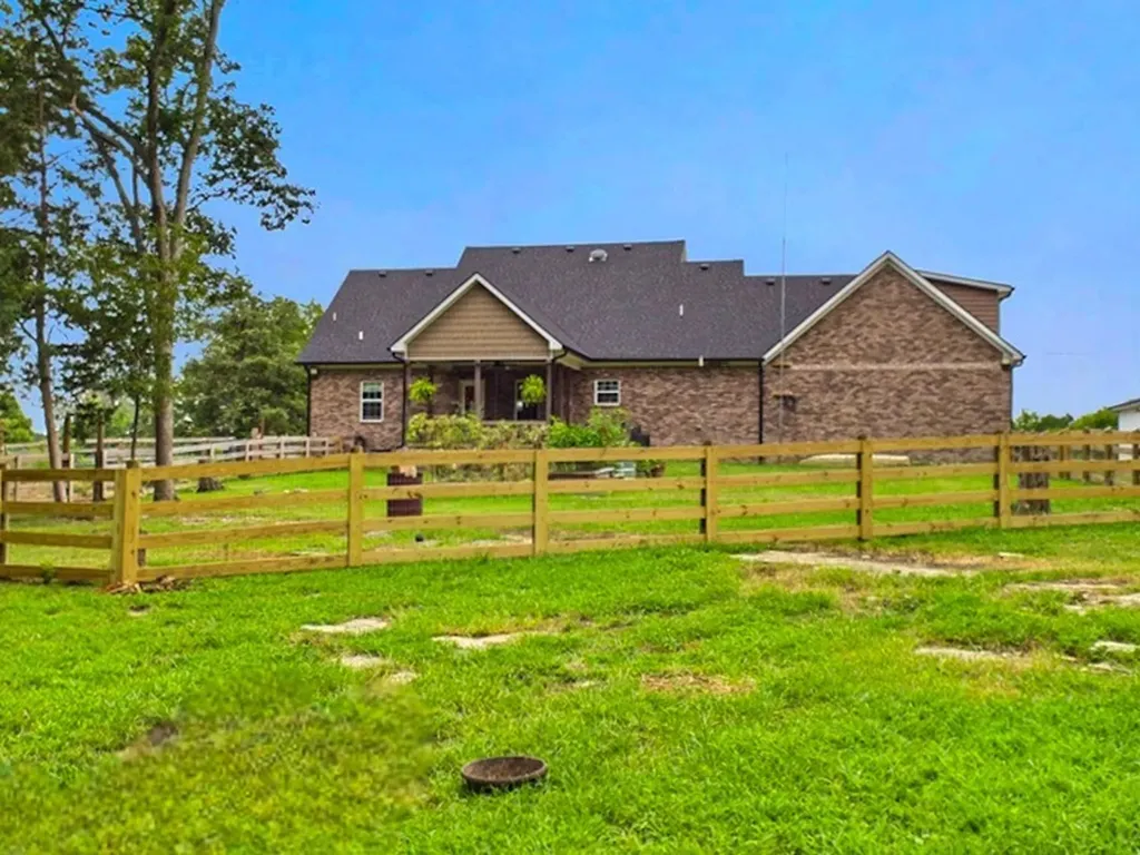 1578 S Berlin Road Lewisburg TN 37091