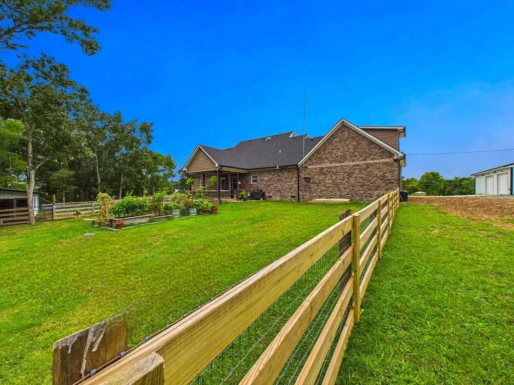 1578 S Berlin Road Lewisburg TN 37091