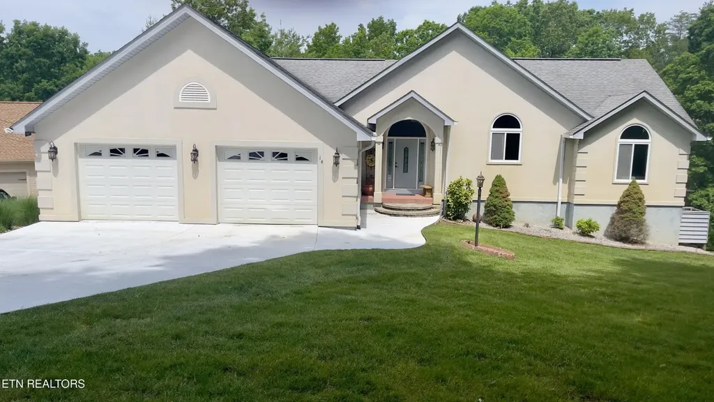 14 Needham Terrace Crossville TN 38558
