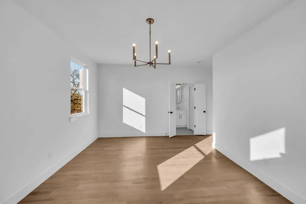 1531 E Stewarts Lane Nashville TN 37218