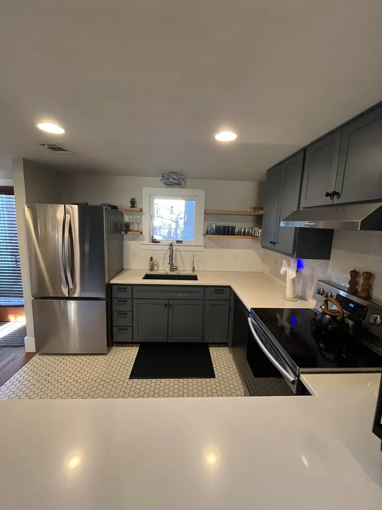 1026 9th Ave, N Nashville TN 37208