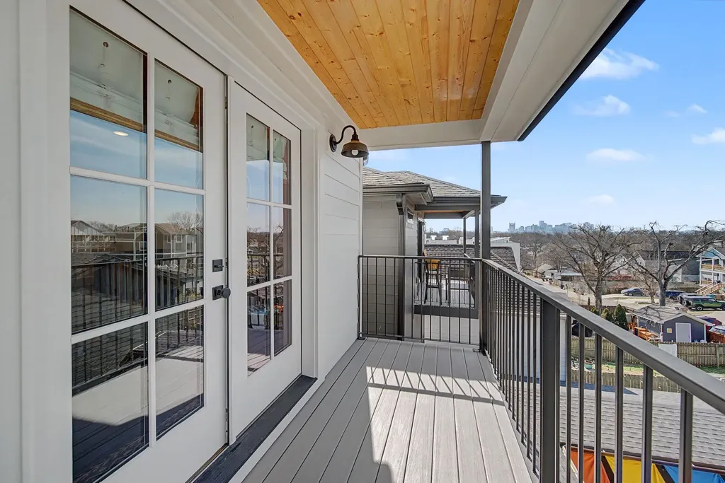 1320B Lischey Avenue Nashville TN 37207