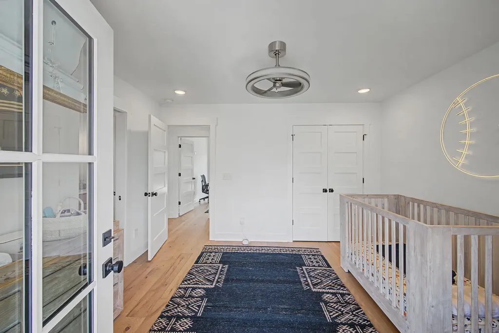 1320B Lischey Avenue Nashville TN 37207