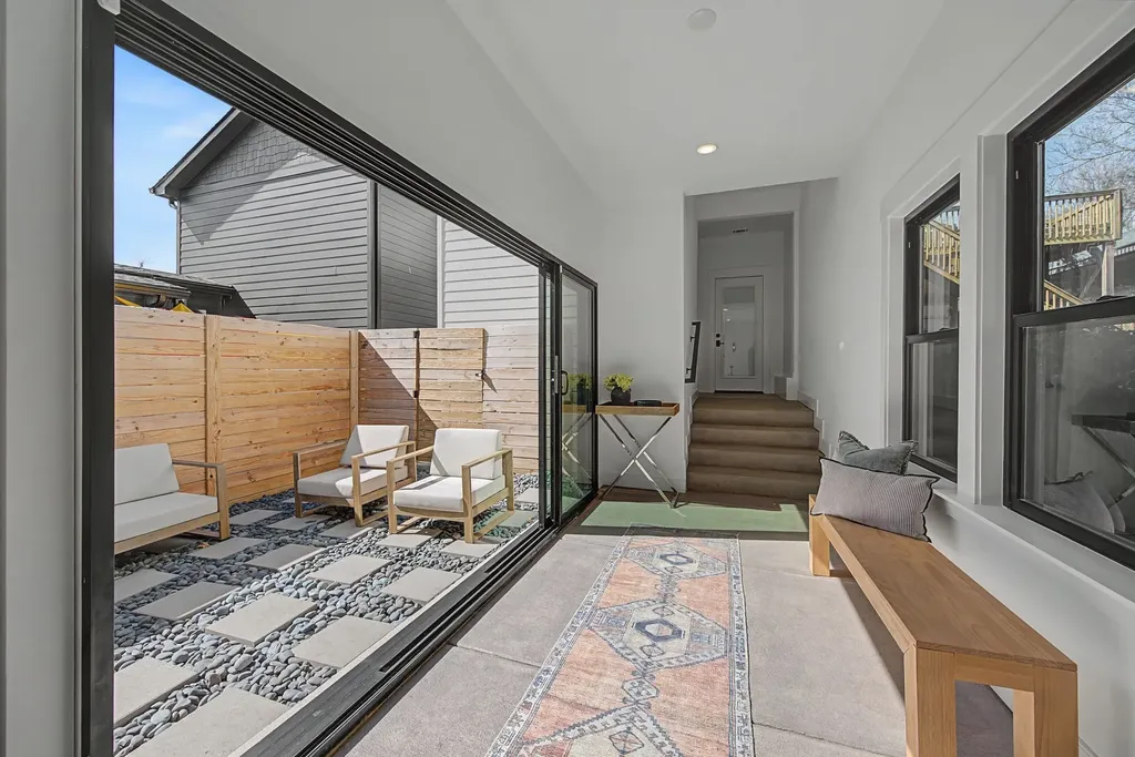 1320B Lischey Avenue Nashville TN 37207