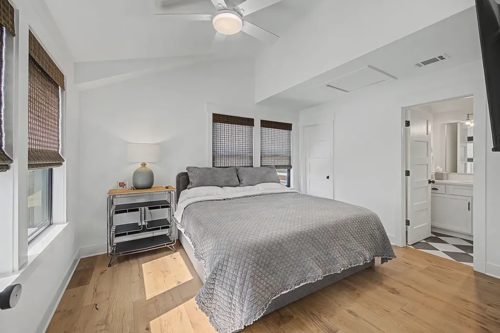 1320B Lischey Avenue Nashville TN 37207