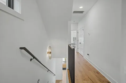 1320B Lischey Avenue Nashville TN 37207