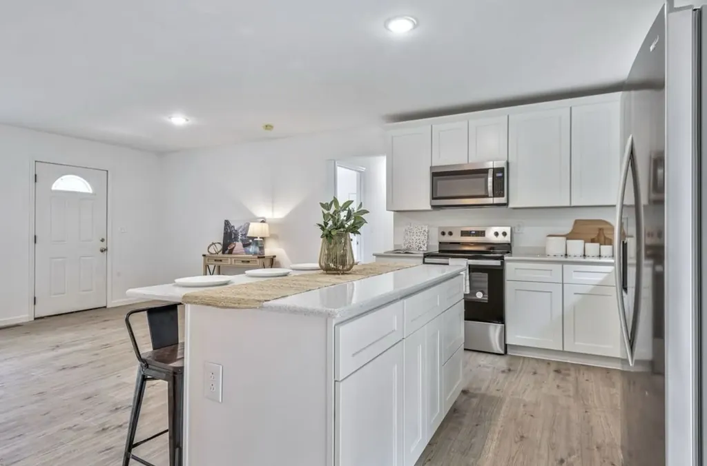 10498 Missionary Ridge Road Bon Aqua TN 37025