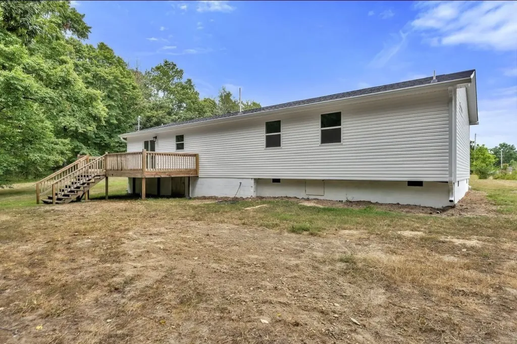 10498 Missionary Ridge Road Bon Aqua TN 37025