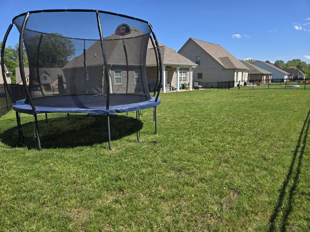 1082 Wittys Way Clarksville TN 37043