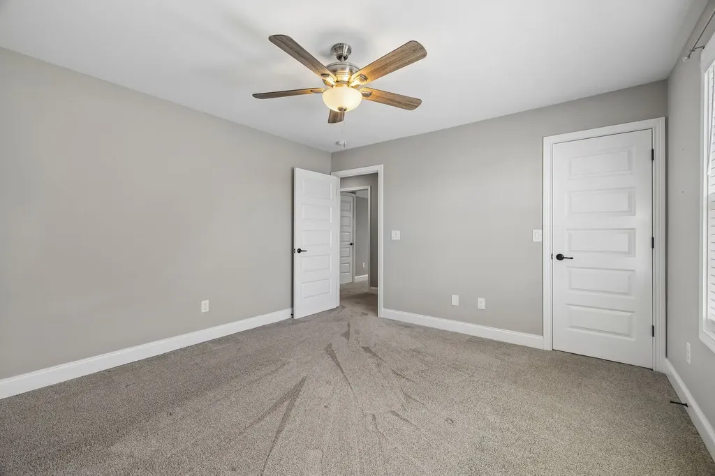 1082 Wittys Way Clarksville TN 37043