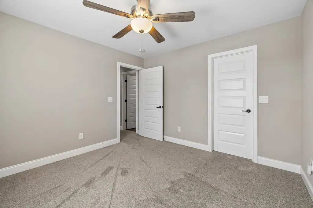 1082 Wittys Way Clarksville TN 37043