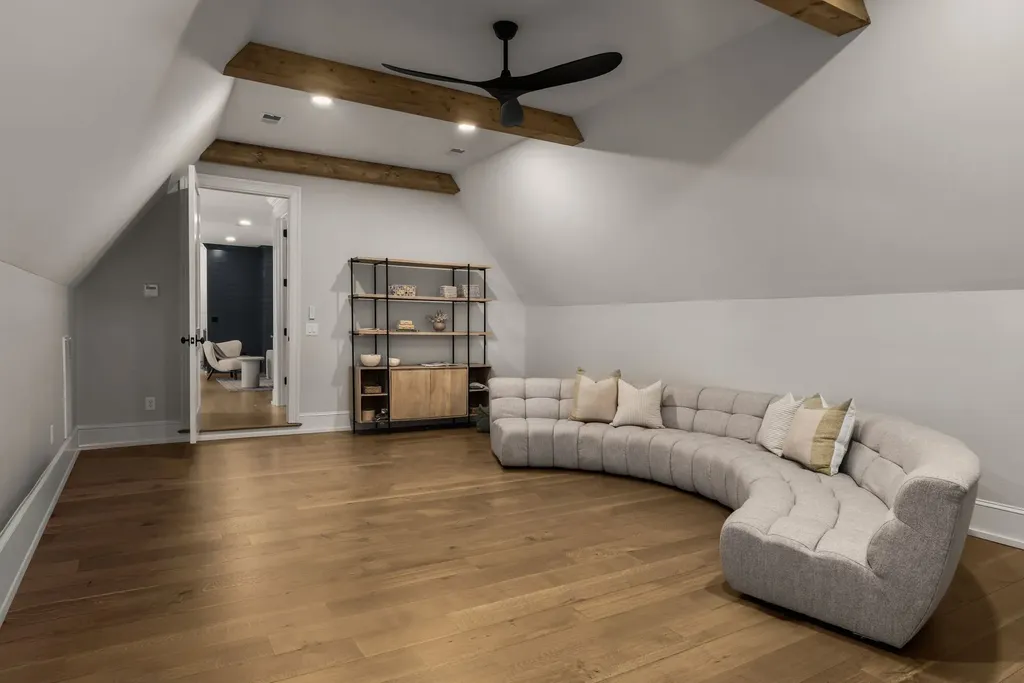 4301 Estes Road Nashville TN 37215