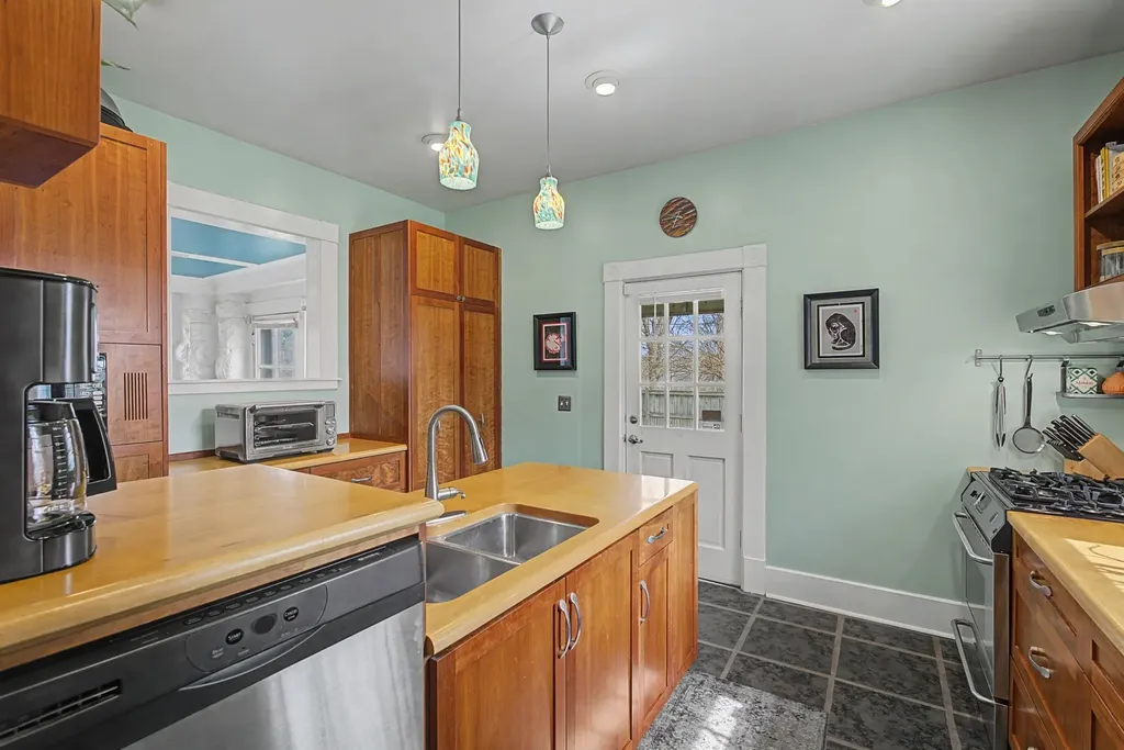 733 Benton Avenue Nashville TN 37204