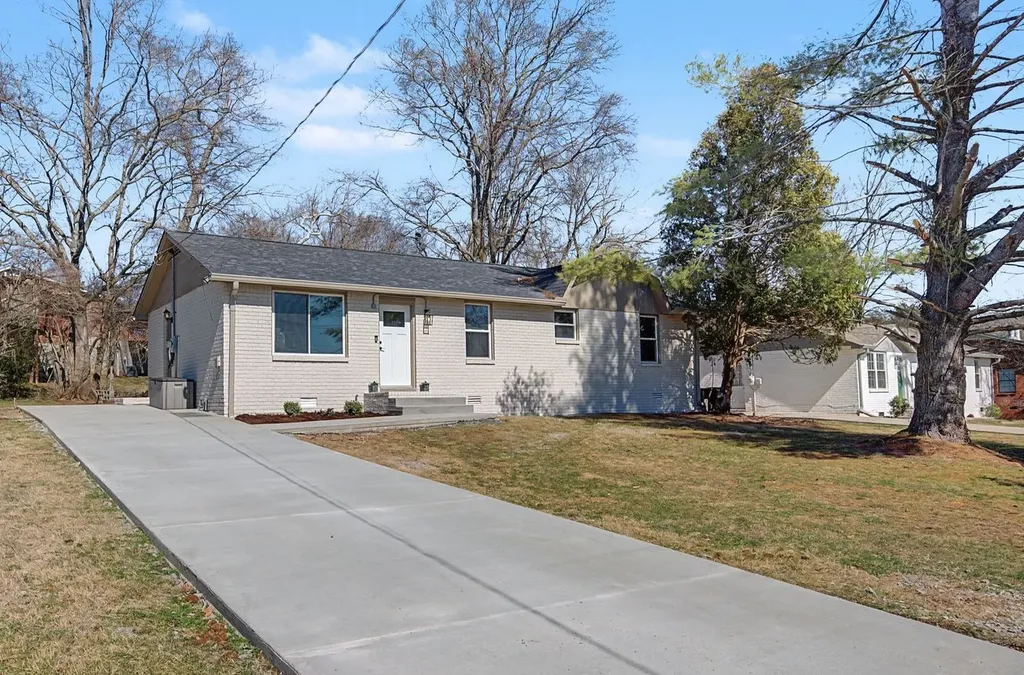 3792 Lunn Drive Nashville TN 37218