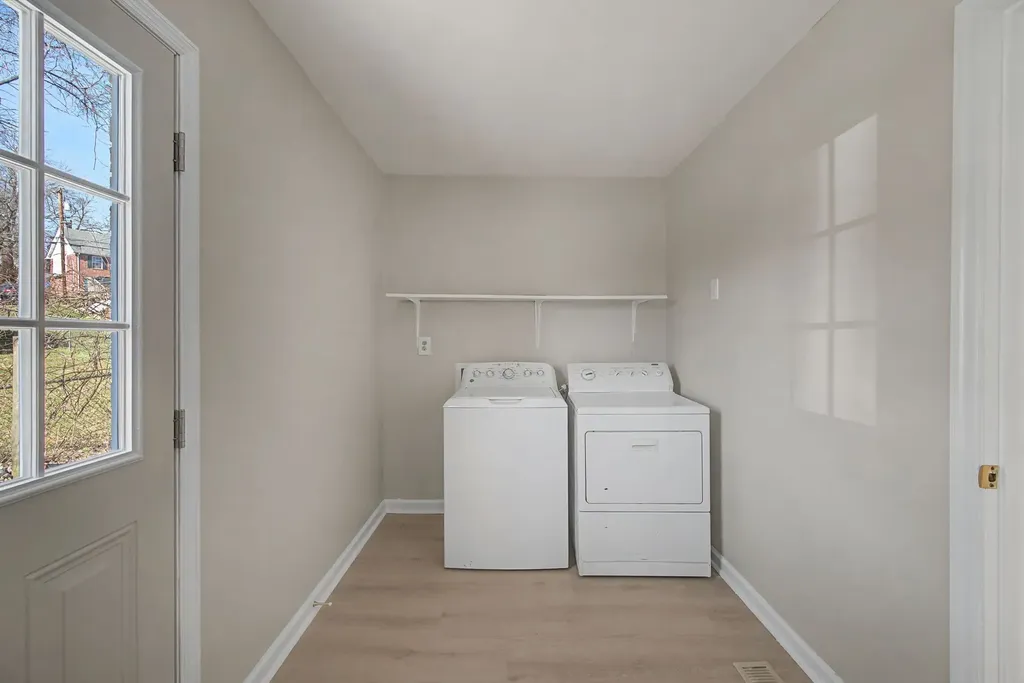 3792 Lunn Drive Nashville TN 37218