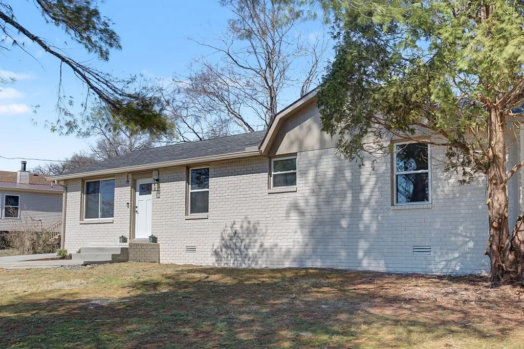 3792 Lunn Drive Nashville TN 37218