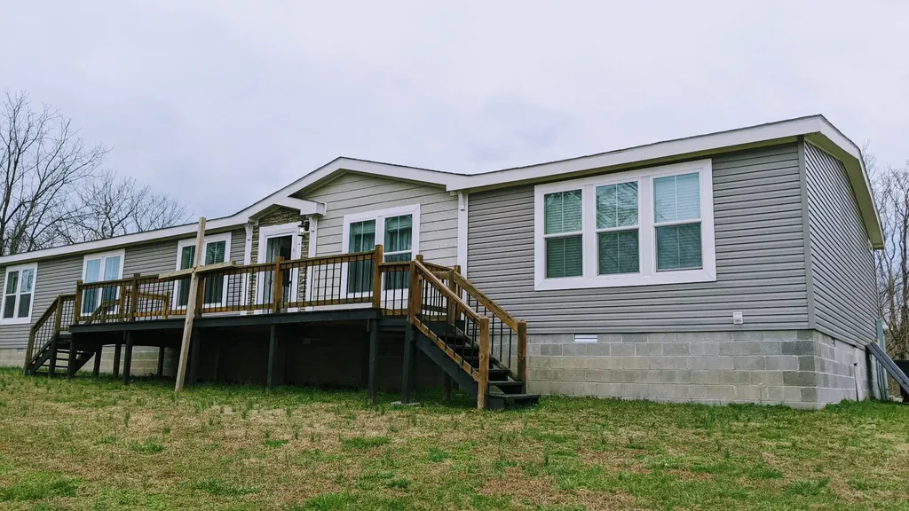 531 Pea Ridge Road Chestnut Mound TN 38552