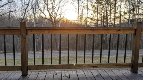 531 Pea Ridge Road Chestnut Mound TN 38552