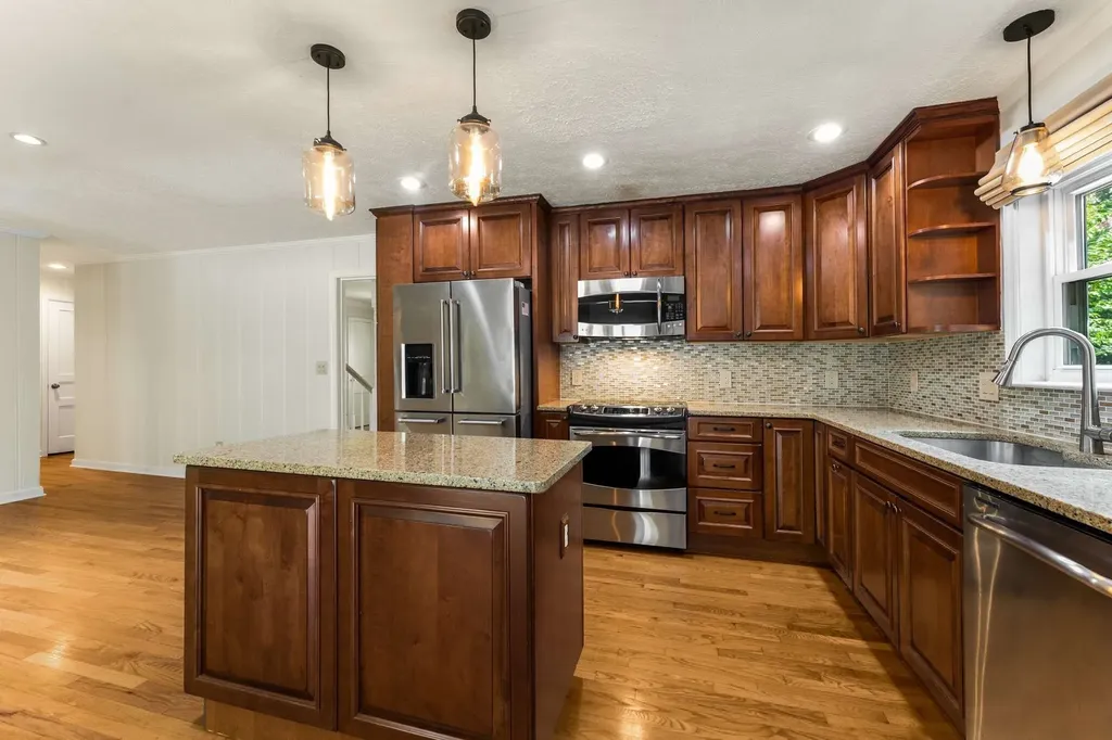 8475 Mccrory Lane Nashville TN 37221