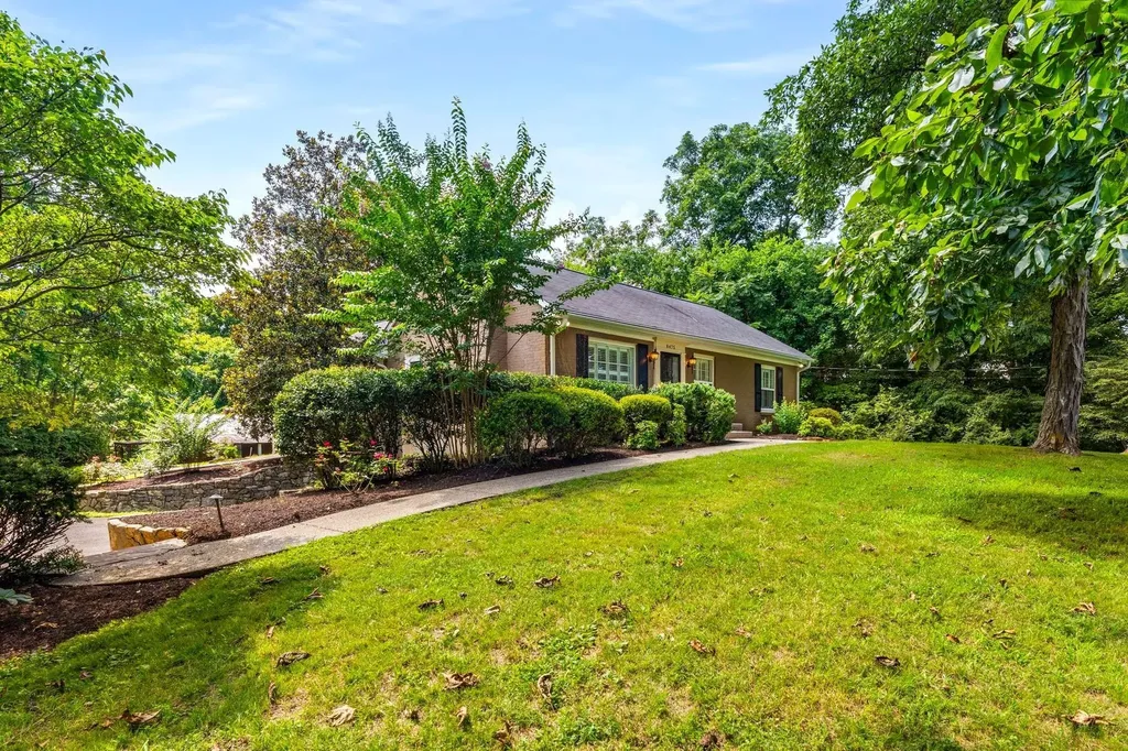 8475 Mccrory Lane Nashville TN 37221