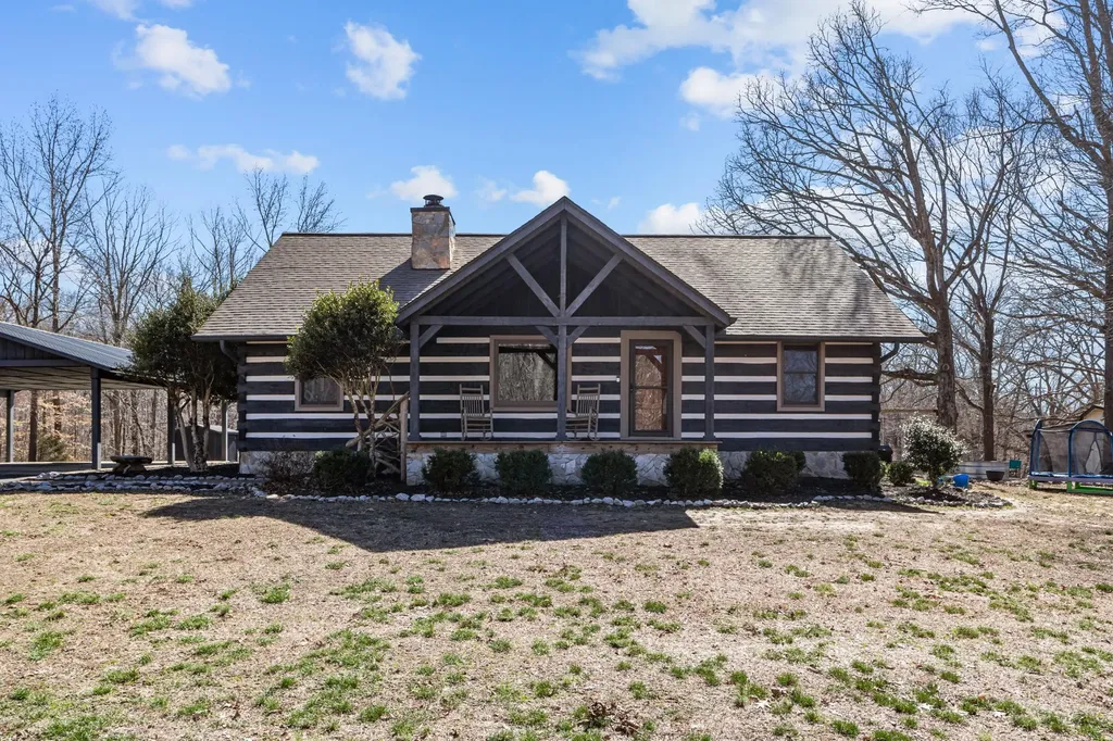 6205 Flatwoods Road Camden TN 38320