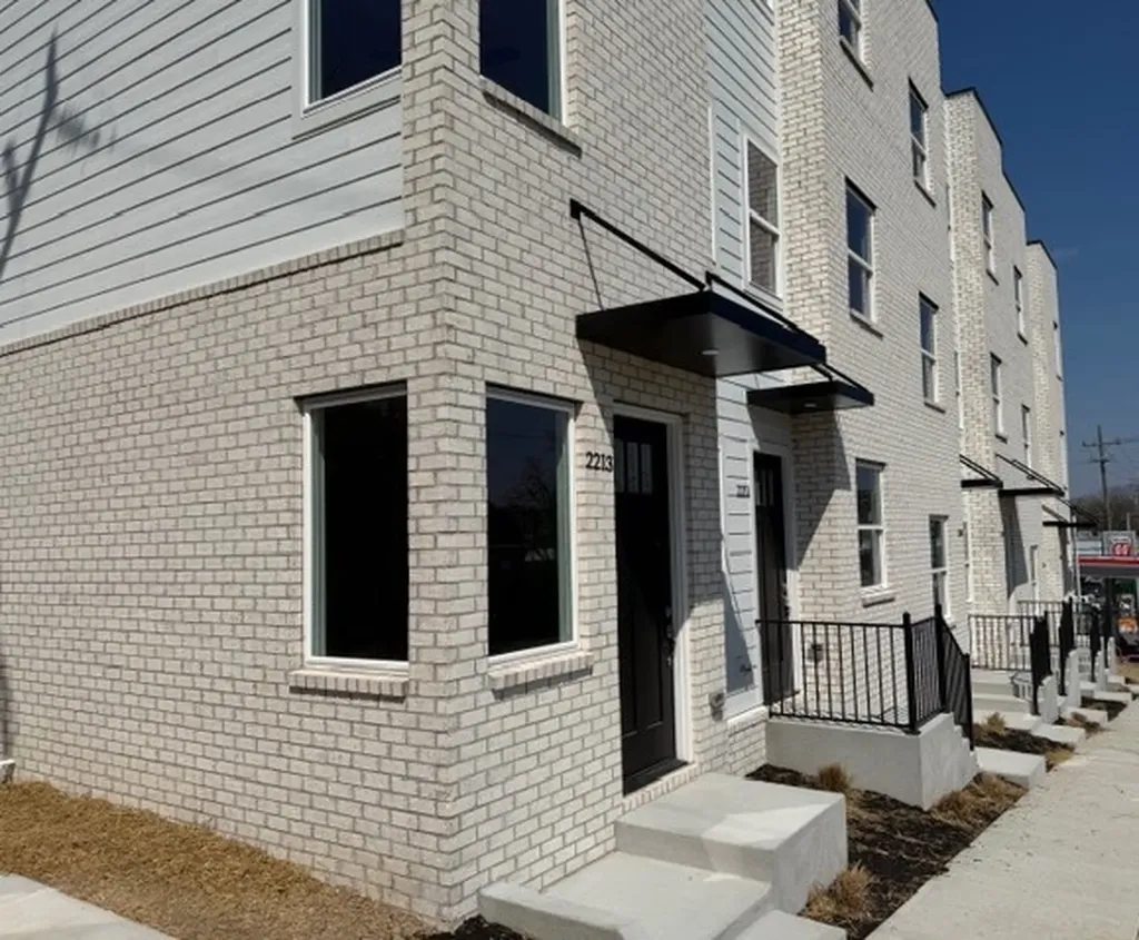 2203 Foster Avenue Nashville TN 37210
