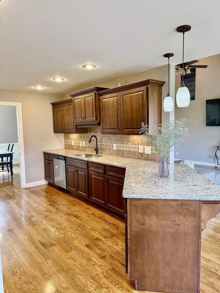 530 Thompson Lane Portland TN 37148