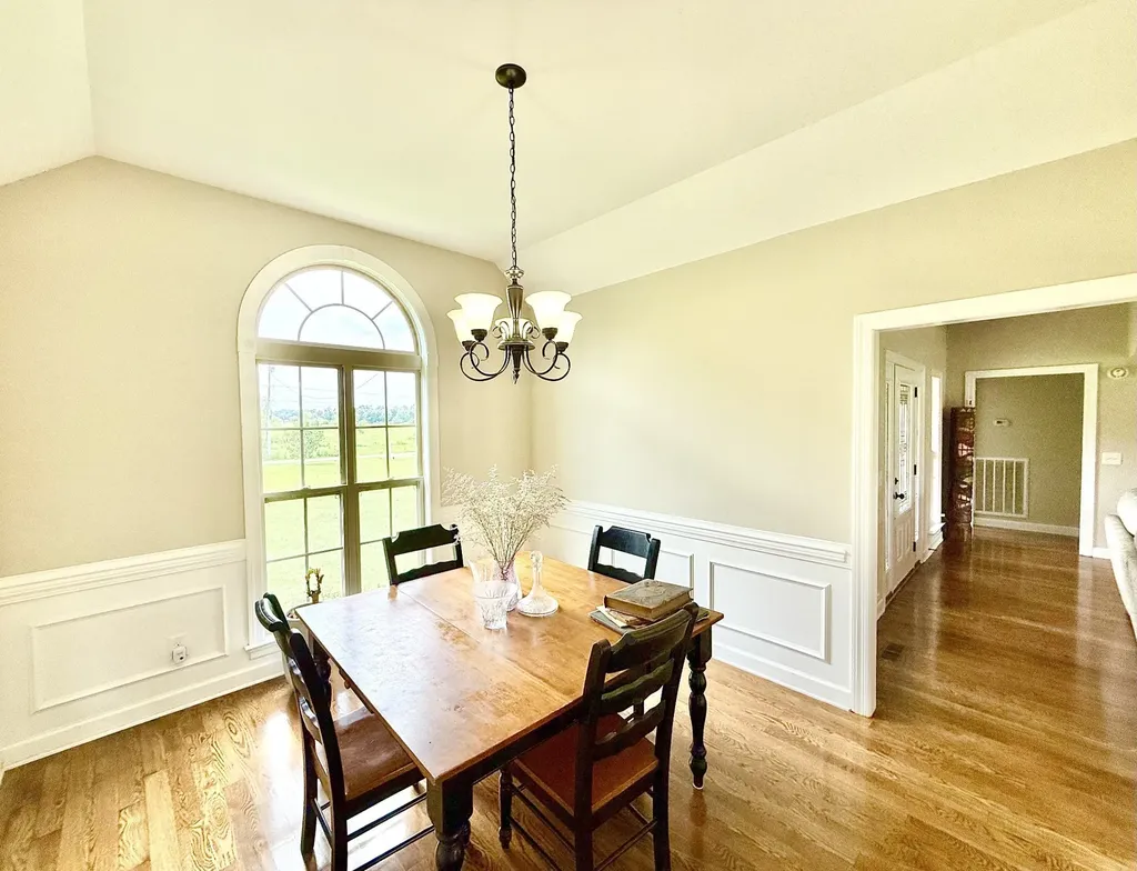 530 Thompson Lane Portland TN 37148