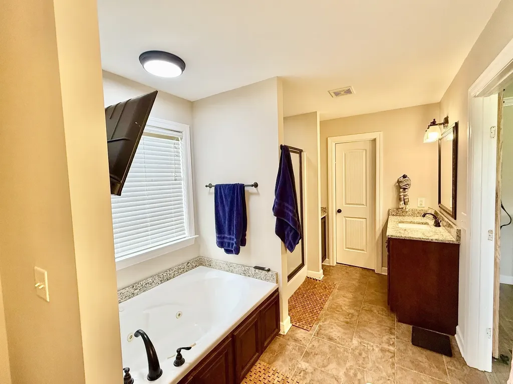 530 Thompson Lane Portland TN 37148