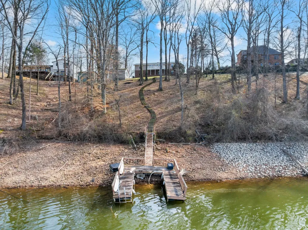182 Loop Drive Winchester TN 37398