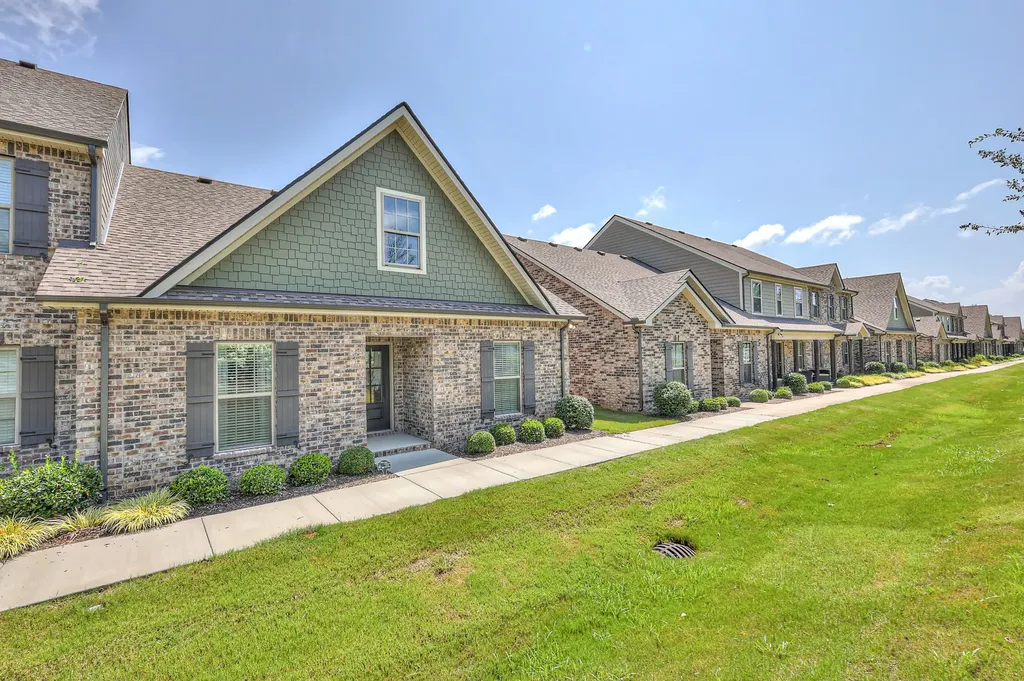 5610 Maples Retreat Drive Murfreesboro TN 37127