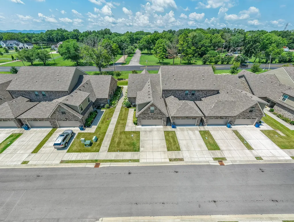 5610 Maples Retreat Drive Murfreesboro TN 37127
