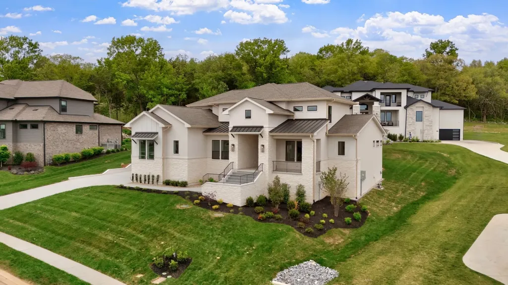6066 Lookaway Circle Franklin TN 37067