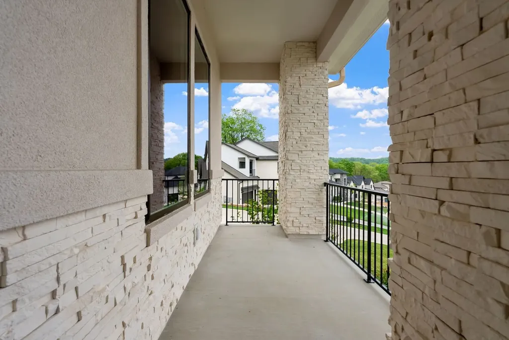 6066 Lookaway Circle Franklin TN 37067