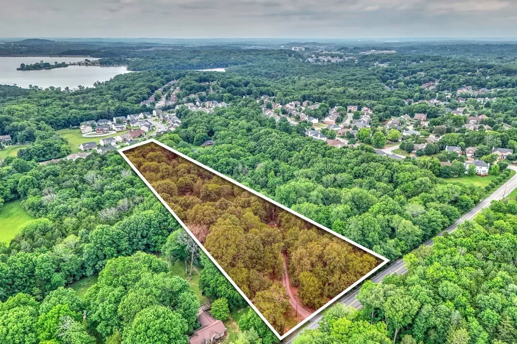 5544 S New Hope Road Hermitage TN 37076