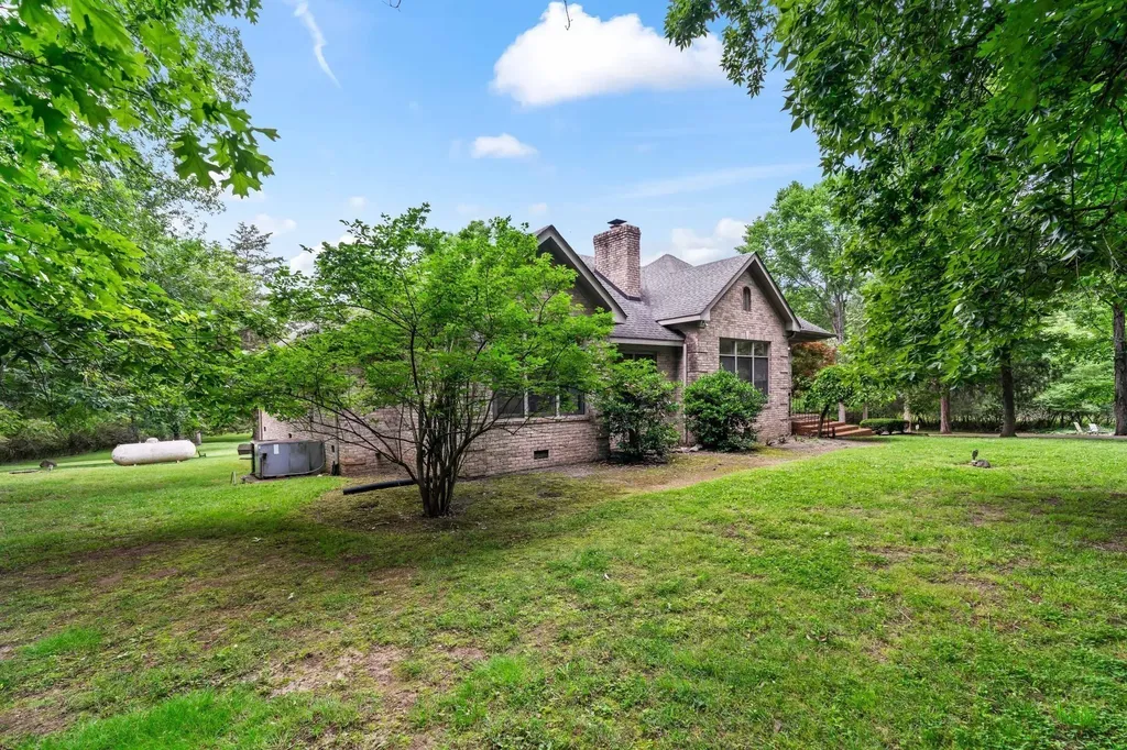 5544 S New Hope Road Hermitage TN 37076