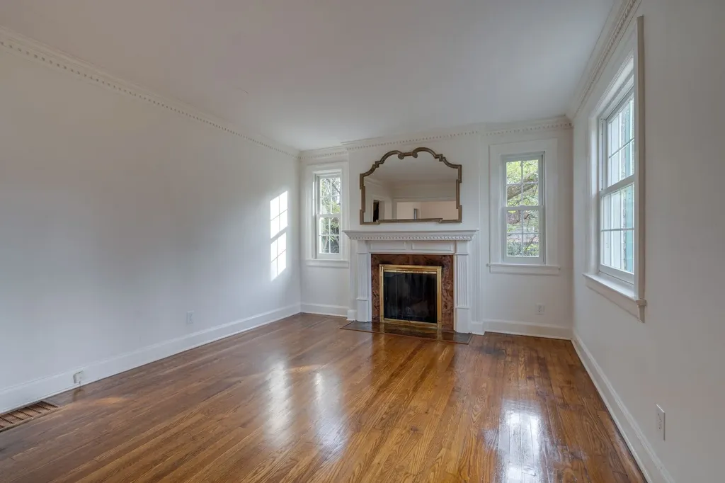 1914 Wildwood Avenue Nashville TN 37212