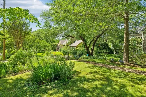 1914 Wildwood Avenue Nashville TN 37212