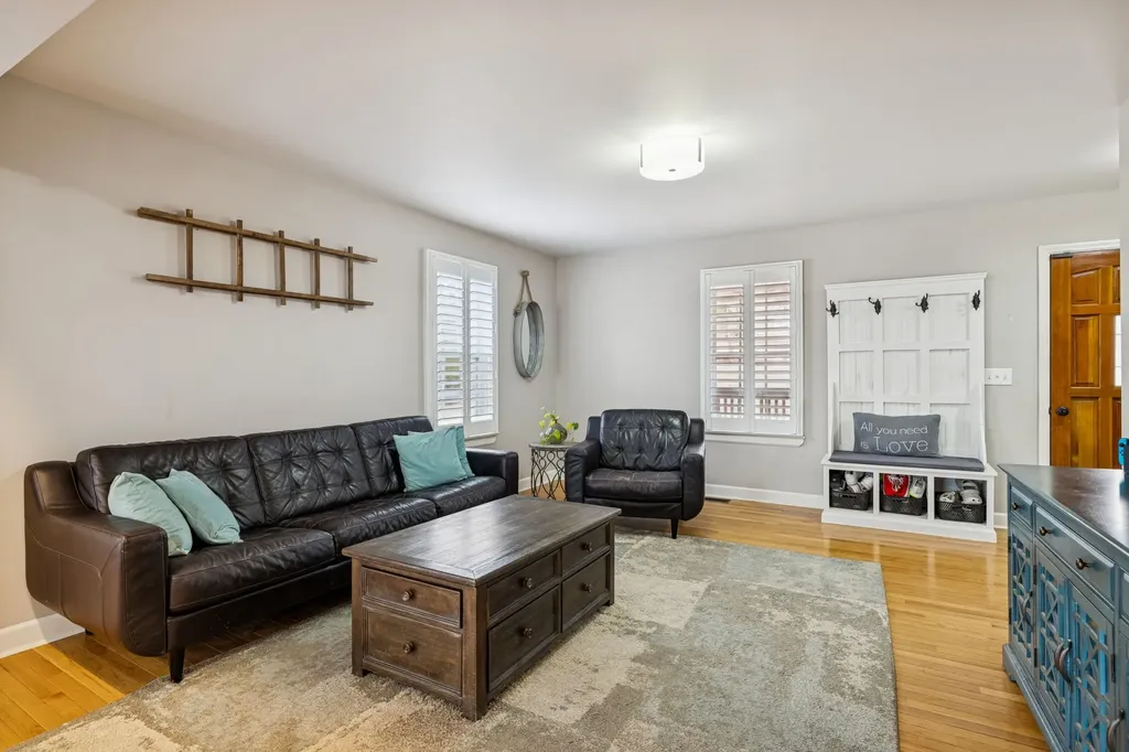 1358 Old Charlotte Pike Pegram TN 37143