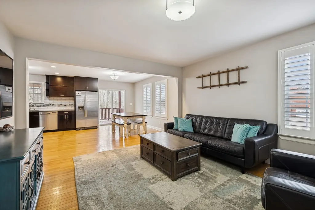1358 Old Charlotte Pike Pegram TN 37143