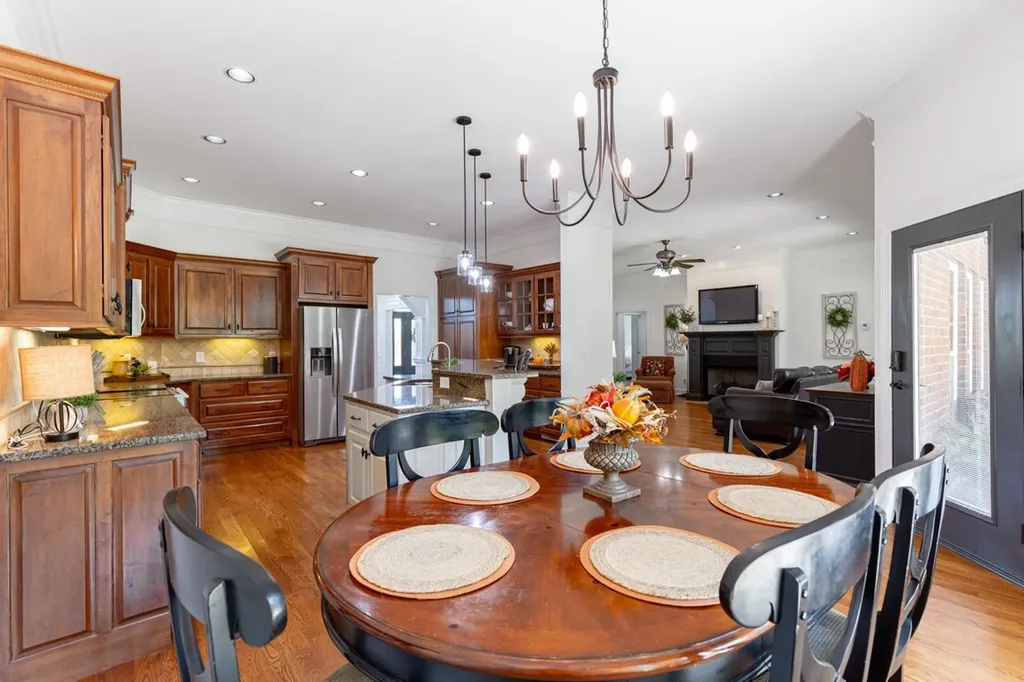 2575 North Road Murfreesboro TN 37128