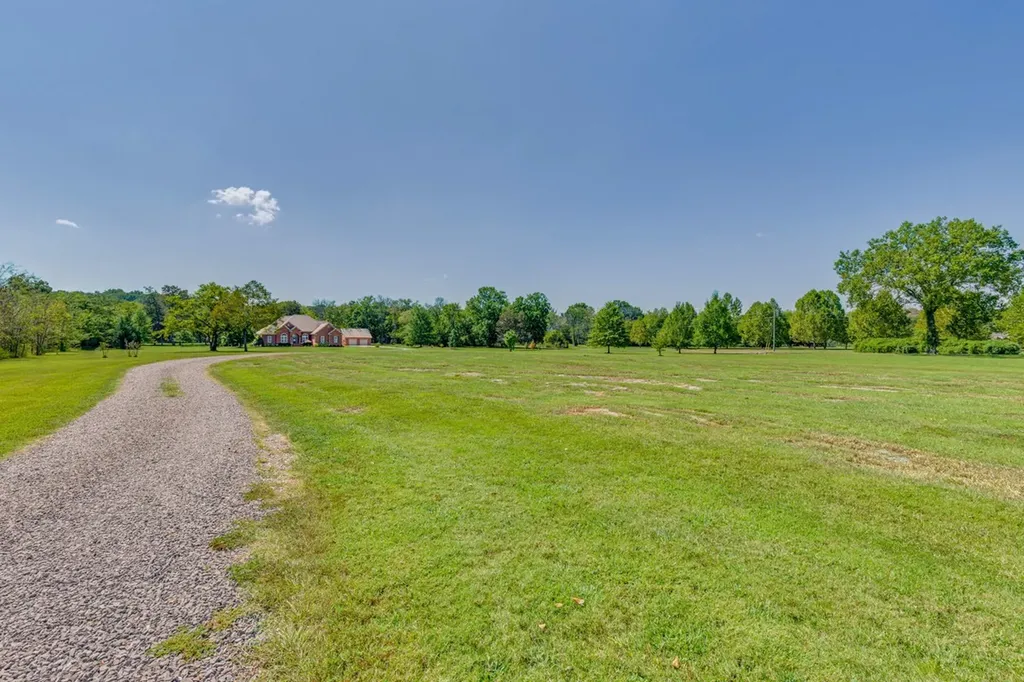 2575 North Road Murfreesboro TN 37128