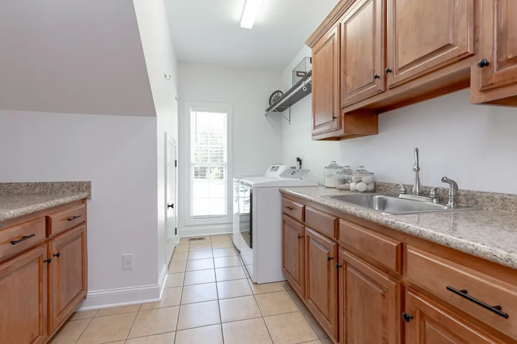 2575 North Road Murfreesboro TN 37128