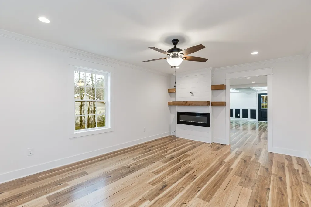 217B Clinch Drive Columbia TN 38401