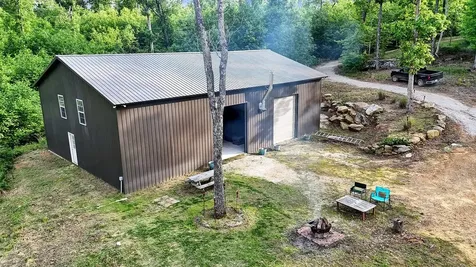 3155 Pigeon Spur Road Tracy City TN 37387
